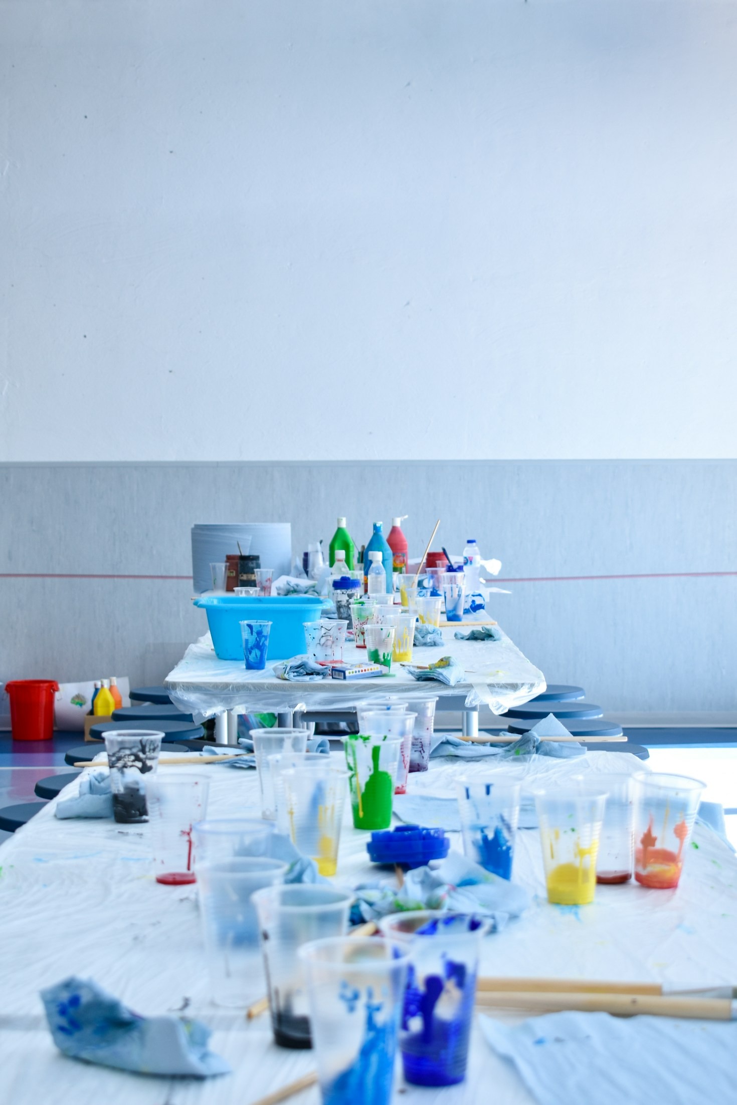 Why Art Programs Benefit Young Minds